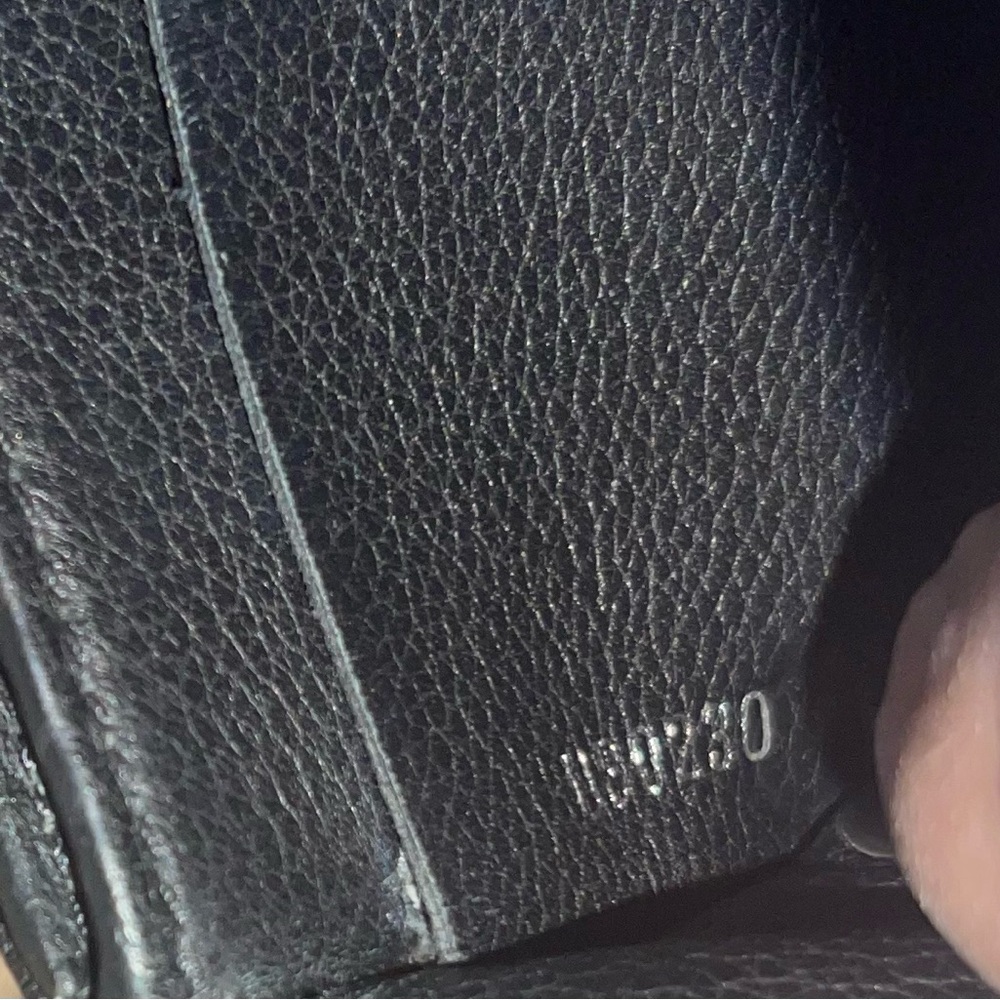 Louis Vuitton Black Wallet with Gold Logo - Picture 7 of 16